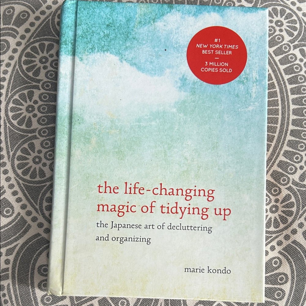 The Life-Changing Magic of Tidying Up Book